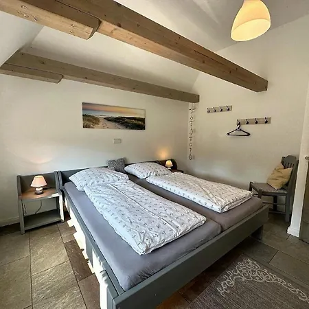 Fresenhus, Eingezaunter Garten, Hund Willkommen, Kamin, Wlan, Hell Und Kuschelig Holiday home Humptrup